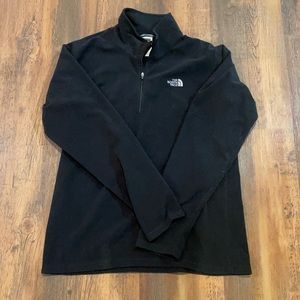 Black North Face boys XL. Fits woman size medium